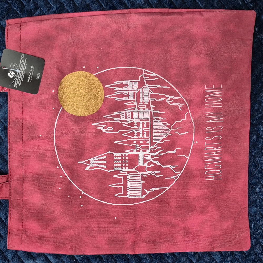 Harry Potter Bioworld "Hogwarts Is My Home" Tote Bag, New With Tags